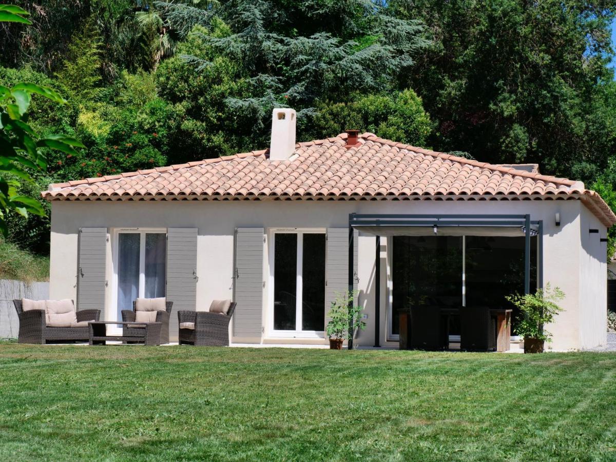 Les Yuccas -Maison Neuve Avec Un Jardin A Saint Paul De Vence Kültér fotó